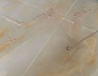 长寿瓷砖空鼓维修公司分享粘合剂选择不当在瓷砖铺贴过程中可能导致以下问题